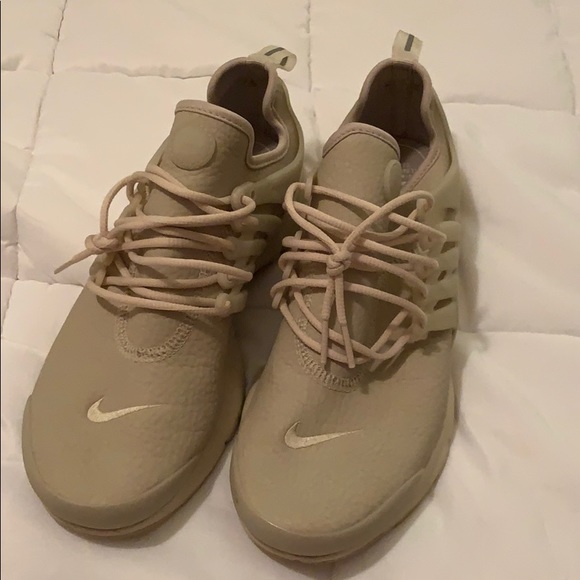 Nike Shoes - Tan/nude Nike prestos (Women’s size 9) Nike Shoes - Tan/nude Nike prestos (Women’s size 9)